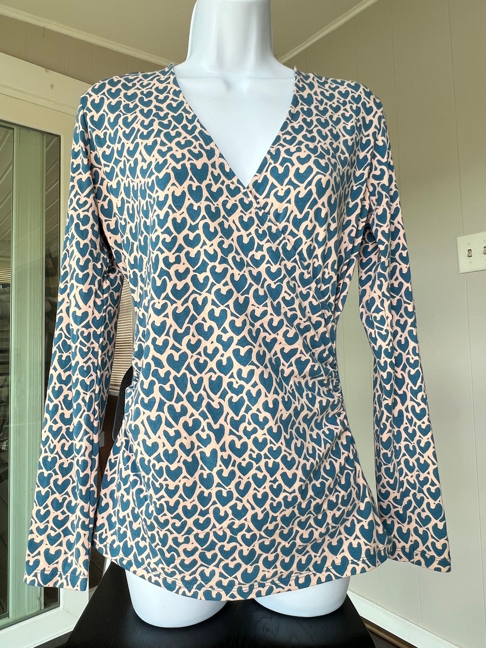 Boden Elodie Faux Wrap Top Blue Heart Pattern V-neckline US 6P ~ UK 10P